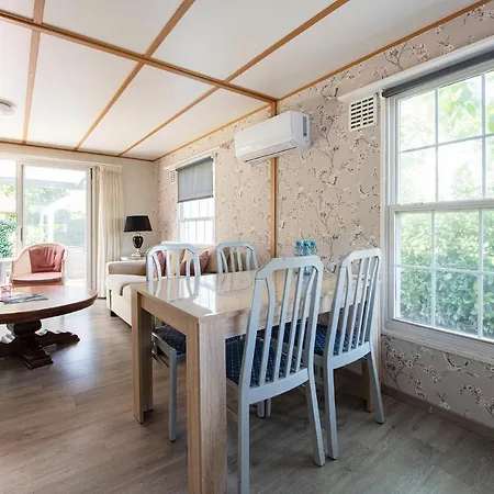 26, Gelegen In Het Bosrijke Met Prive Tuin! * Oisterwijk