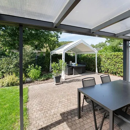 26, Gelegen In Het Bosrijke Met Prive Tuin! Oisterwijk