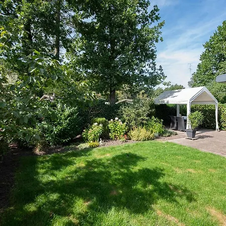 Domek alpejski 26, Gelegen In Het Bosrijke Met Prive Tuin! *