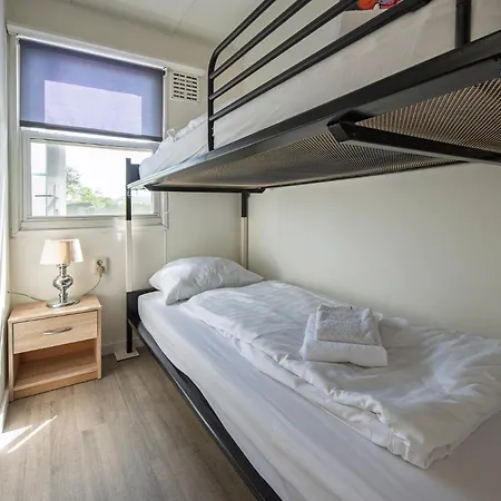 26, Gelegen In Het Bosrijke Met Prive Tuin! Domek alpejski Oisterwijk