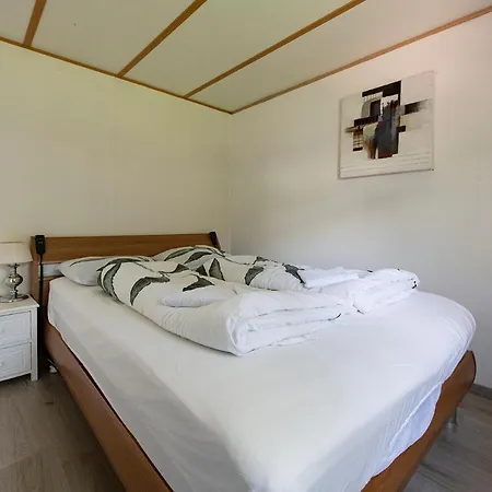 26, Gelegen In Het Bosrijke Met Privé Tuin! Oisterwijk