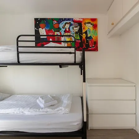 26, Gelegen In Het Bosrijke Met Privé Tuin! *